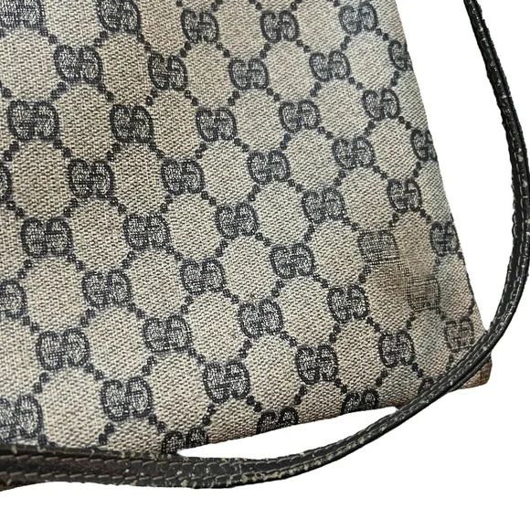 Gucci • RARE Vintage GG Web Monogram Navy PVC Leather Purse Tote Bag Handbag - Picture 10 of 16